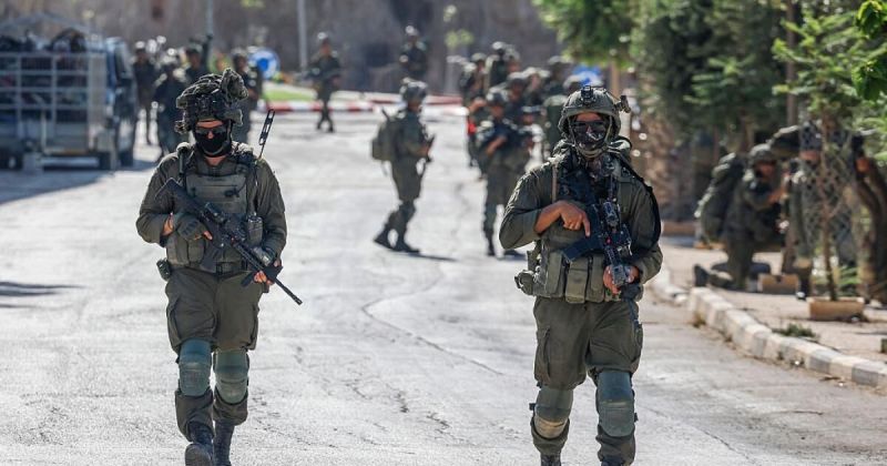 تصعيد استيطاني في الضفة: حصار لمنازل نابلس وأوامر هدم تطال عشرات الفلسطينيين في طولكرم