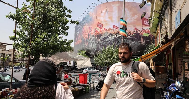 محادثات إيرانية عمانية مكثفة لتأمين مضيق هرمز وسط تفاؤل أمريكي باتفاق وشيك