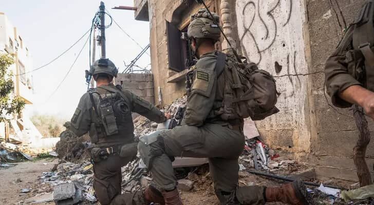 الاحتلال يزعم اغتيال قياديين في كتائب القسام بغارات جوية على غزة