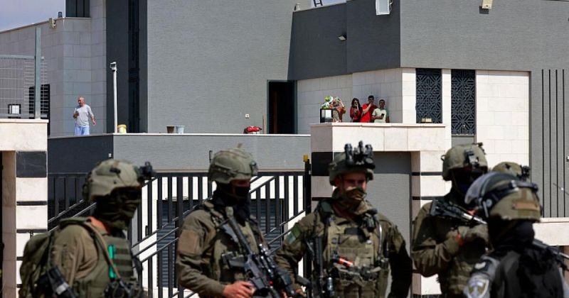 تحذيرات فلسطينية واسعة من مخطط إسرائيلي لنقل صلاحيات 'إنفاذ القانون' بالضفة للشرطة