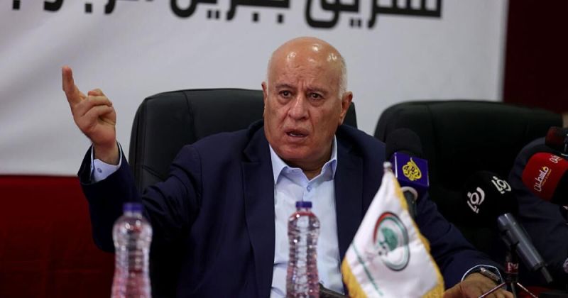 الرجوب يستبعد إجراء التشريعية في نوفمبر ويدعو لانتخابات رئاسية أولاً