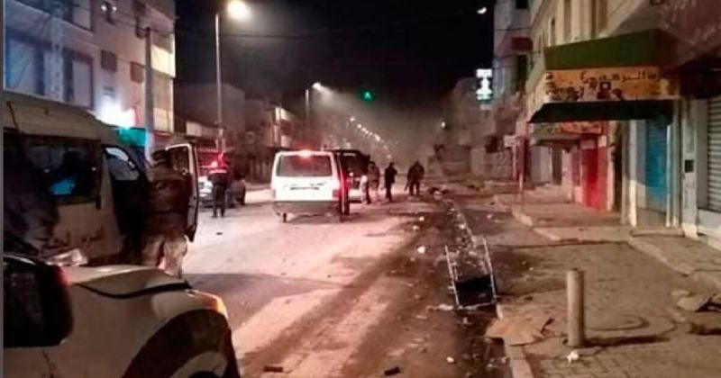 تونس: الحزب الجمهوري يطالب بكشف ملابسات وفيات متزامنة وسط احتجاجات شعبية