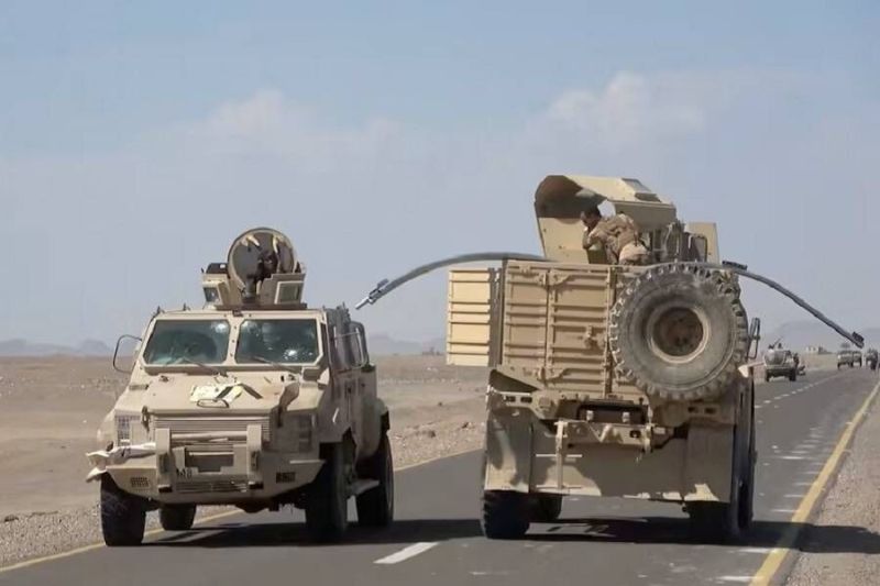 القوات اليمنية تستهدف مركز قيادة للحوثيين في تعز وتصد هجوماً بجبهة كهبوب
