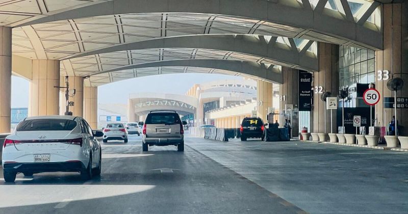 3 وفيات في هجوم استهدف مطار الرياض والتحالف يدمر منصات إطلاق حوثية