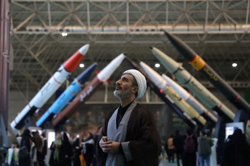 الحرس الثوري الإيراني يوجه رسالة للناخبين الأمريكيين تزامناً مع الانسحاب النهائي من العراق