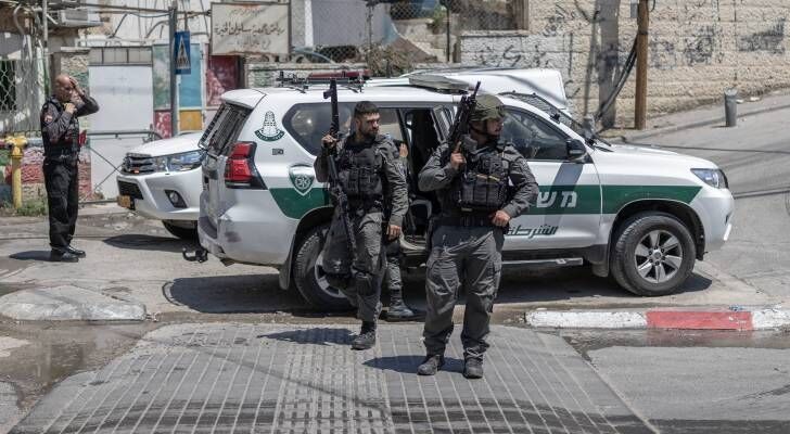 لليوم الـ15.. حصار مشدد يفرضه المستوطنون والاحتلال على منازل في بلدة قصرة