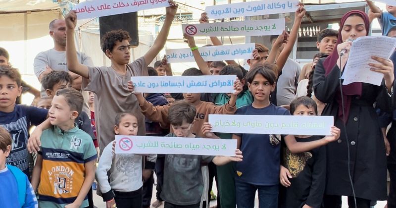 عجز مالي يهدد شريان الحياة في غزة: 1.7 مليون لاجئ يواجهون خطر تقليص خدمات الأونروا