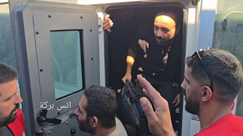 الاحتلال يفرج عن 3 أسرى من قطاع غزة