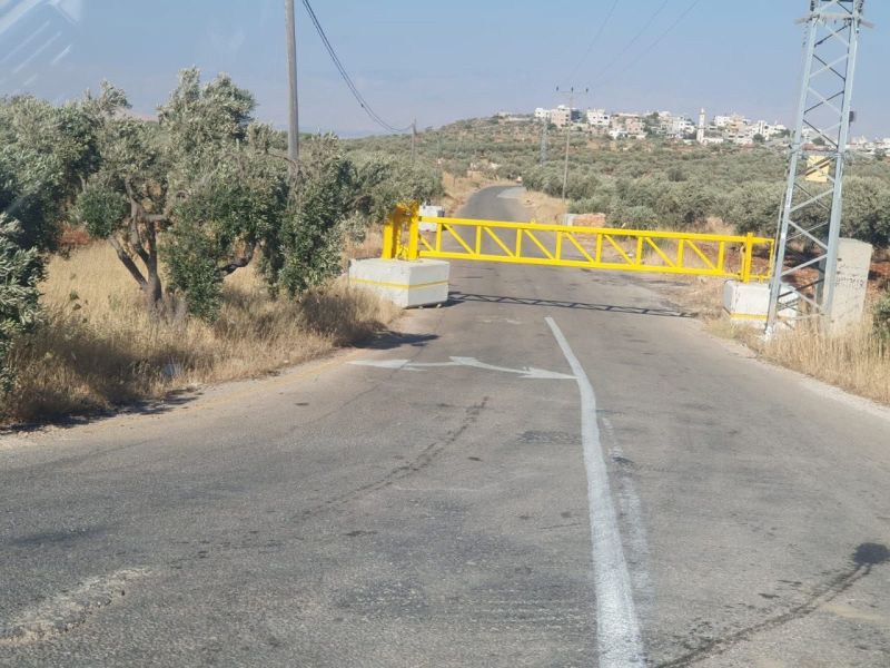  تصاعد انتهاكات الاحتلال ومستوطنيه بالضفة.. اعتداءات على المزارعين وعزل قرى وتجريف للأراضي