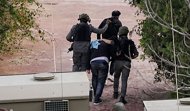 الضفة على صفيح التصعيد.. مستوطنون يهاجمون البلدات والاحتلال يوسع الاقتحامات والاعتقالات