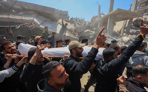 قصف ونسف للمنازل.. خروقات إسرائيلية متواصلة لوقف إطلاق النار في غزة