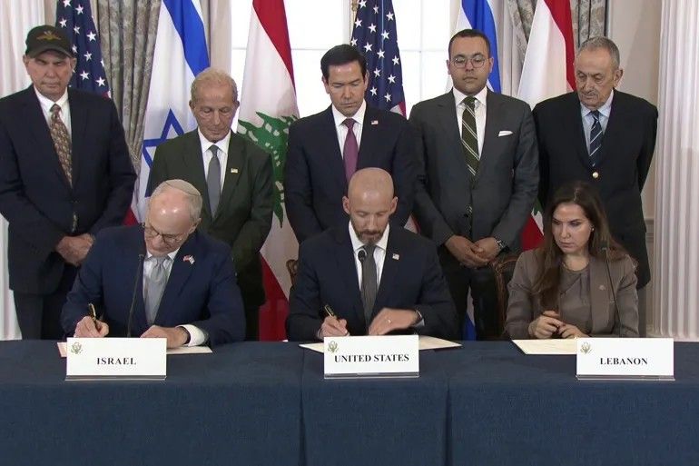 لبنان وإسرائيل يوقعان على اتفاق إطاري برعاية أمريكية