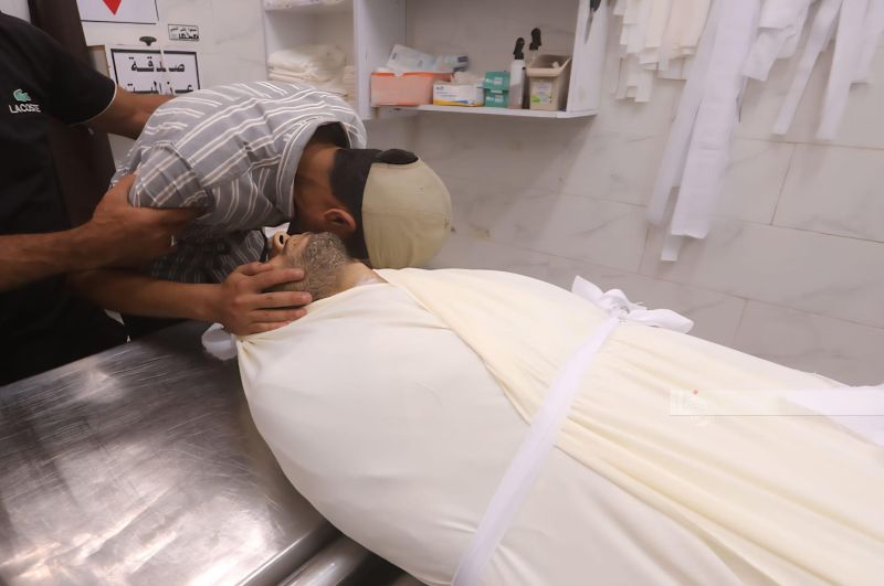 شهيدان مع تجدد خروقات الاحتلال لوقف النار في غزة