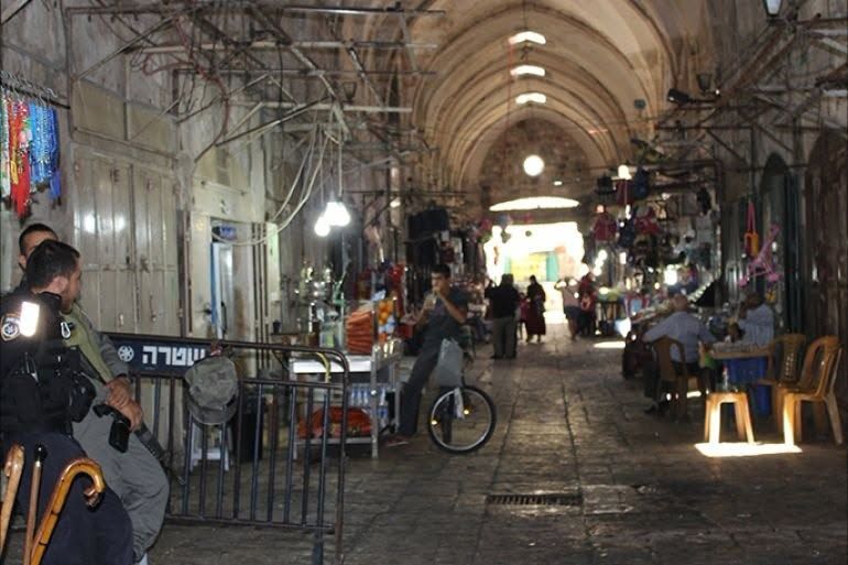 الاحتلال يفضّ حفل تخريج لطلبة جامعة القدس ويعتقل عددا من المشاركين