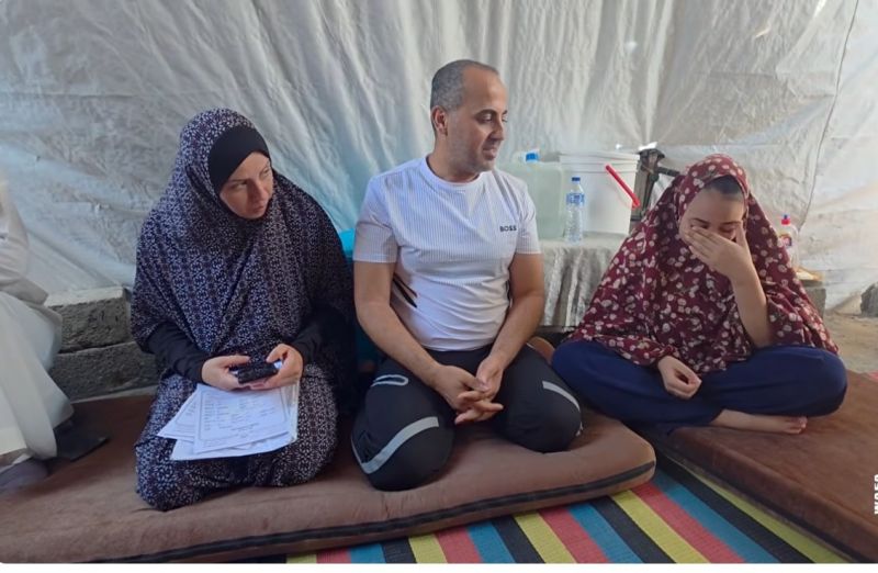 السيقلي.. أبٌ غزيٌ نجا من أسر الاحتلال ليواجه سجن الحزن والفقد  