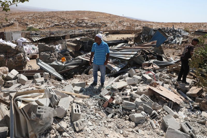 الاحتلال يهدم قرية جنبا في الخليل ويشرد 176 مواطنًا ضمن مسار ضم الضفة