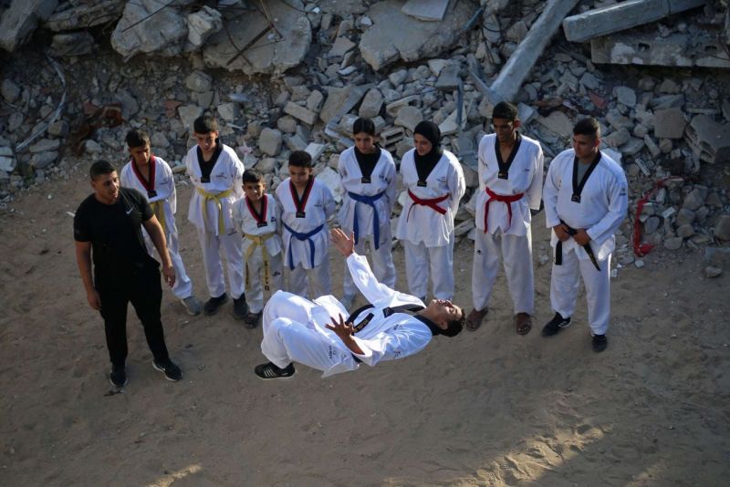 تايكواندو فوق الركام.. أطفال غزة يواجهون الحرب ويحلمون برفع علم فلسطين