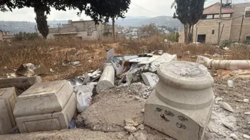 الاحتلال يهدم 12 نصبًا تذكاريًا لشهداء فلسطينيين في نابلس وقلقيلية