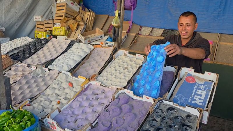 أسواق غزة تختنق بشحّ الخضار.. والمجاعة تلوح من جديد