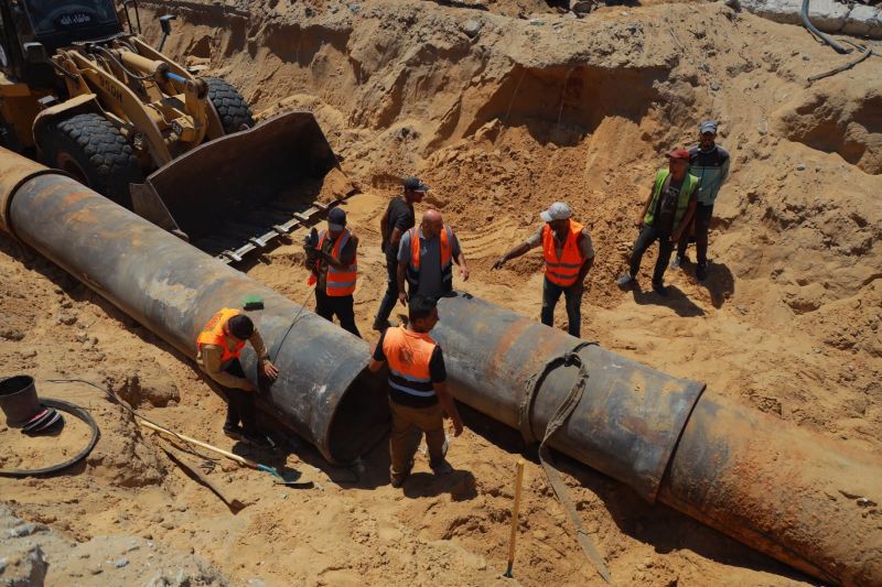 تعطل خط ميكروت يفاقم أزمة المياه في غزة