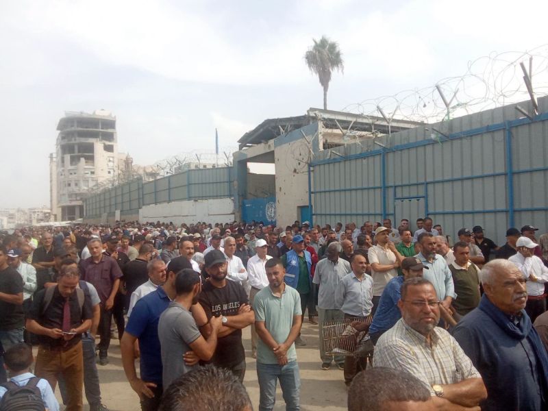 رفضًا لتقليصات أونروا وتسريح موظفيها.. اتحاد الموظفين بغزة يعلن العصيان الإداري 10 أيام