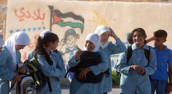 افتتاح العام الدراسي بالضفة.. تعليم مهدد وغزة تحاول النهوض
