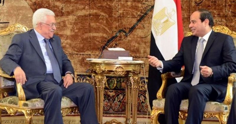 الرئيس عباس يصل مصر في زيارة رسمية ولقاء مرتقب مع "السيسي" غدا