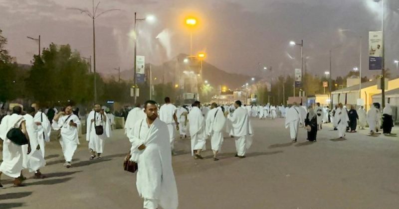 أسرار القبول: دليل أعمال عشر ذي الحجة مفاتيح الجنان وفضلها العظيم