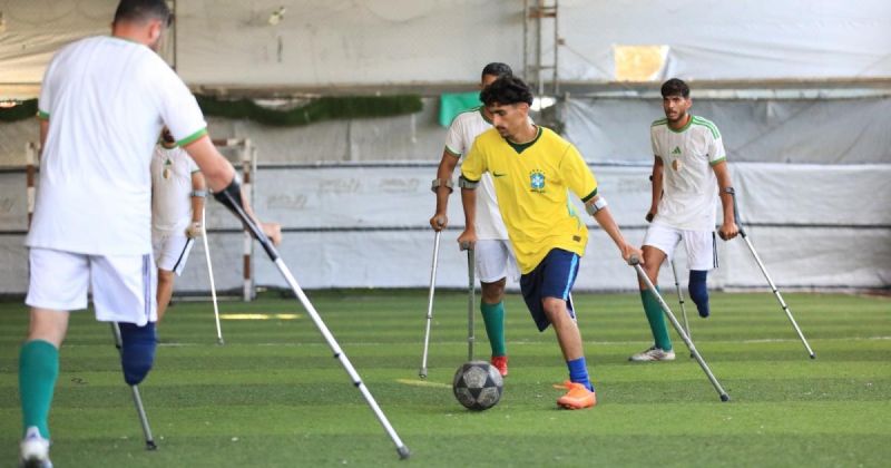 ضمن سلسلة فعاليات محاكاة كأس العالم.. أصحاب الإرادة والعزيمة يجسدون رسالة الوفاء لغزة في دير البلح