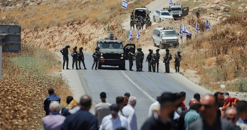 حملة مداهمات واعتقالات للاحتلال في عدة مناطق من الضفة