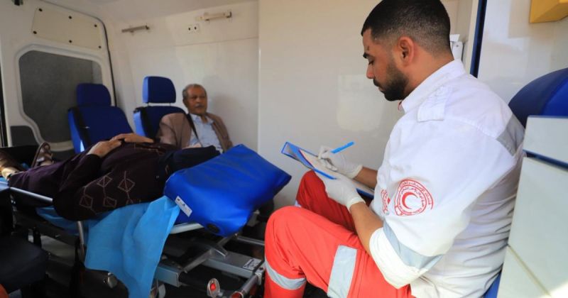 مغادرة 45 مريضًا غزة للعلاج و20 ألفًا على قوائم الانتظار