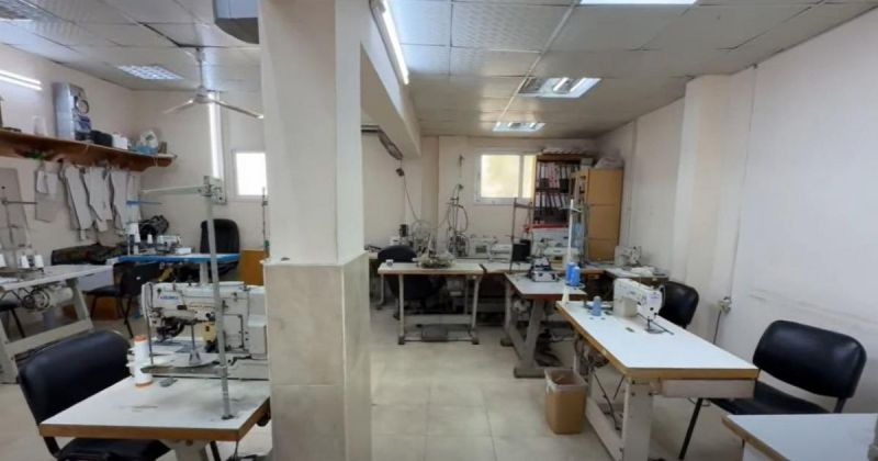 صحة غزة تعلن توقف خدمات قسم إنتاج وصناعة الأقمشة الطبية