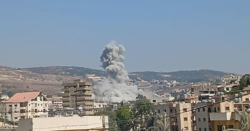 الجيش الإسرائيلي يزعم مهاجمة مخازن أسلحة لحزب الله جنوبي لبنان