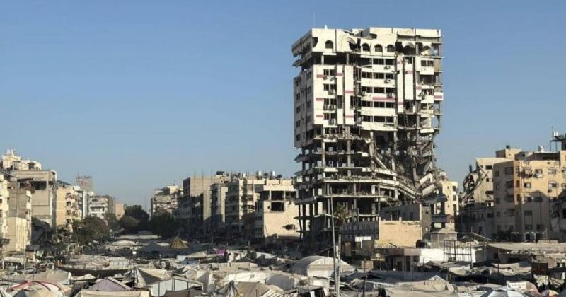 توقيع اتفاقية لإزالة برج بنك فلسطين المتضرر وأنقاضه في غزة