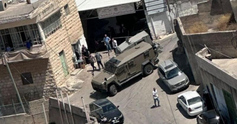 إصابة شاب بالرصاص وآخرين بالاختناق خلال اقتحام الاحتلال قبلان جنوب نابلس