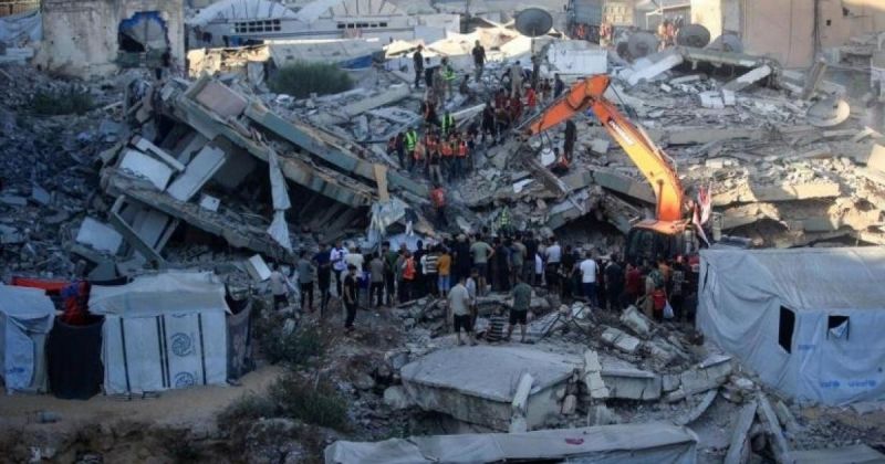 داخلية غزة: انهيار بناية "السعادة" يدق ناقوس الخطر لمئات المباني الآيلة للسقوط