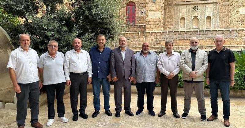 تفاصيل لقاء وفد من حماس بقيادة التيار الإصلاحي في بيروت