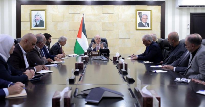 رئيس الوزراء: استمرار التعليم في غزة أولوية لحماية مستقبل الطلبة
