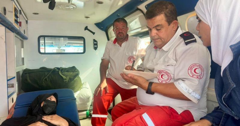 إجلاء 37 مريضًا و 47 مرافقًا للعلاج خارج قطاع غزة