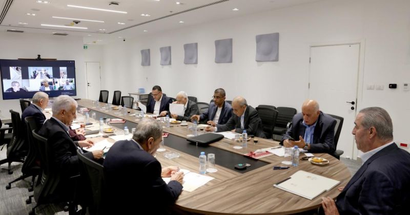 مركزية فتح ترحب بقرار تأجيل الانتخابات وتؤكد أهمية مواصلة الحوار الشامل