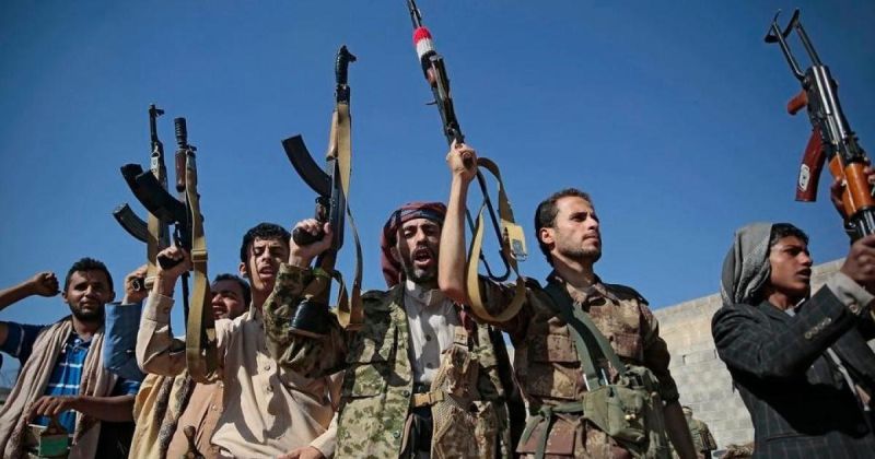 زعيم الحوثيين يهدد السعودية باستهداف منشآتها النفطية ردا على أي هجمات