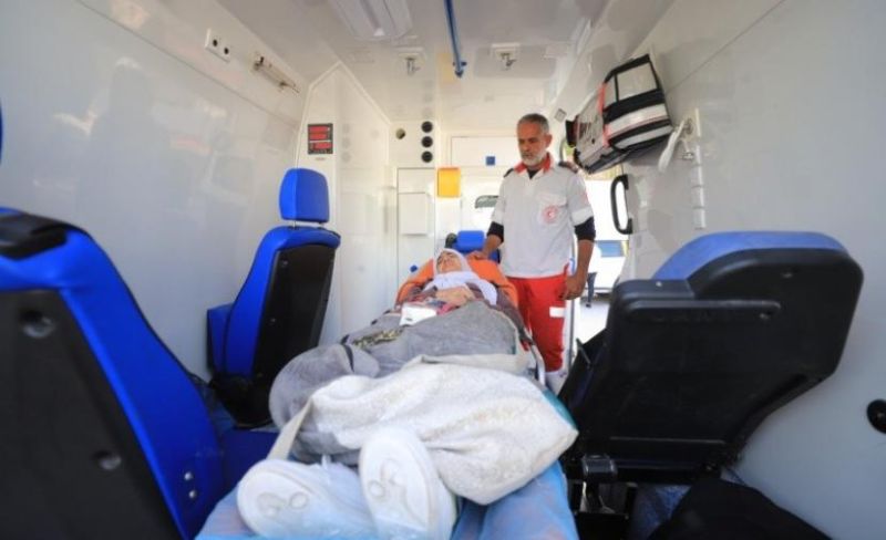 إجلاء 47 مسافرا بينهم مرضى عبر معبر رفح البري