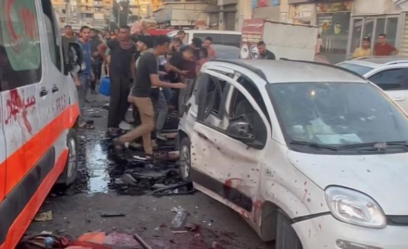شهيد وإصابات بقصف سيارة بحي الرمال بغزة