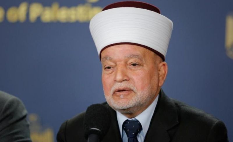 المفتي العام يحذّر من نسخة من القرآن الكريم ويدعو لسحبها