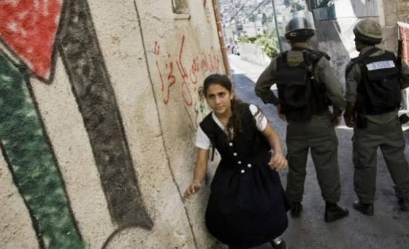 حماس: فرض المنهاج الصهيوني على طلبة القدس عدوان على الهوية ومحاولة فاشلة لاقتلاع الوعي الفلسطيني