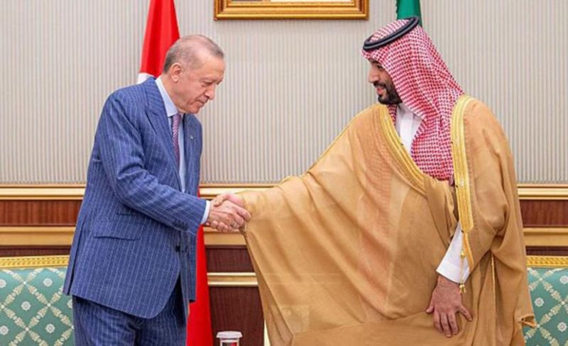 السعودية وتركيا وباكستان توقع اتفاق "دفاع مشترك"
