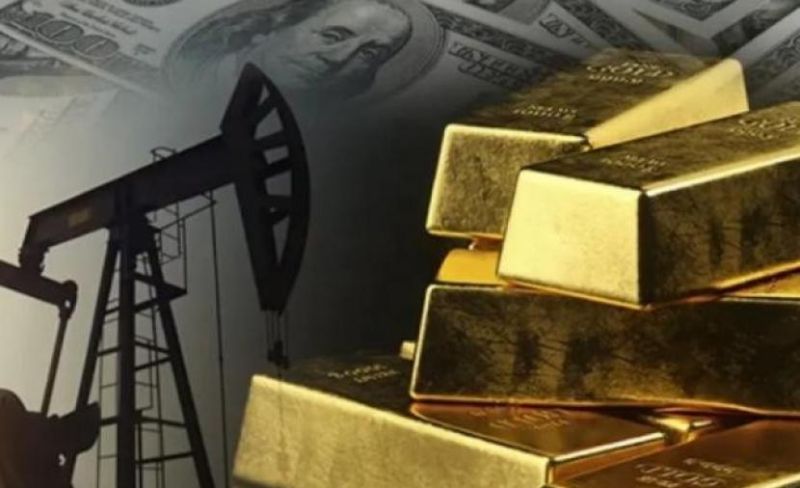 تراجع النفط واستقرار الذهب والدولار