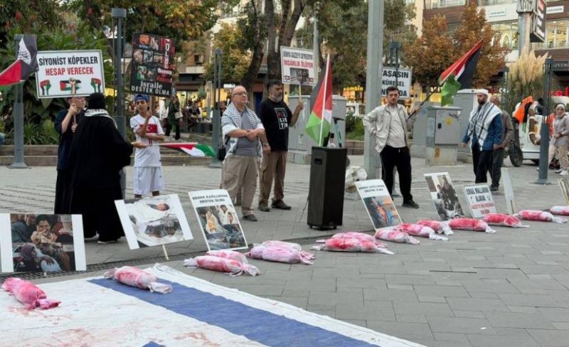 "المقاطعة سلاحنا والذاكرة لا تموت".. فعالية جماهيرية حاشدة في "قونيا" التركية نصرة لغزة