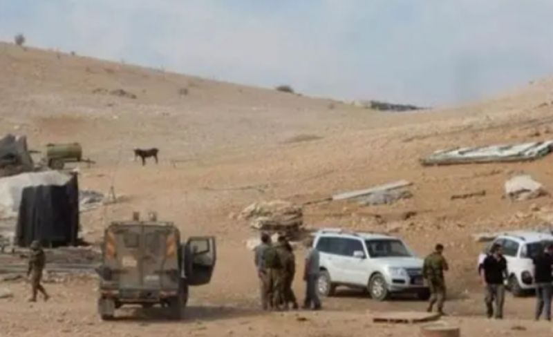 مستوطنون يسرقون خيمة غير مأهولة شرق طوباس