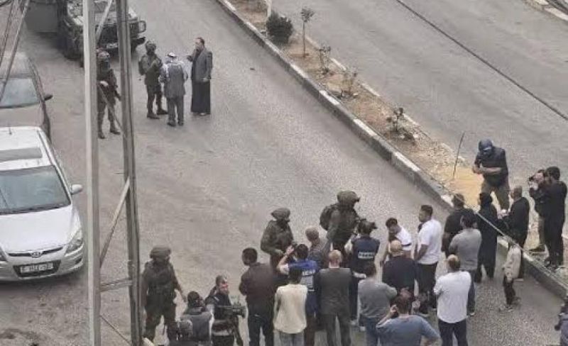 وقفة احتجاجية للمطالبة بعودة الأسر المهجرة إلى منازلهم في الخليل